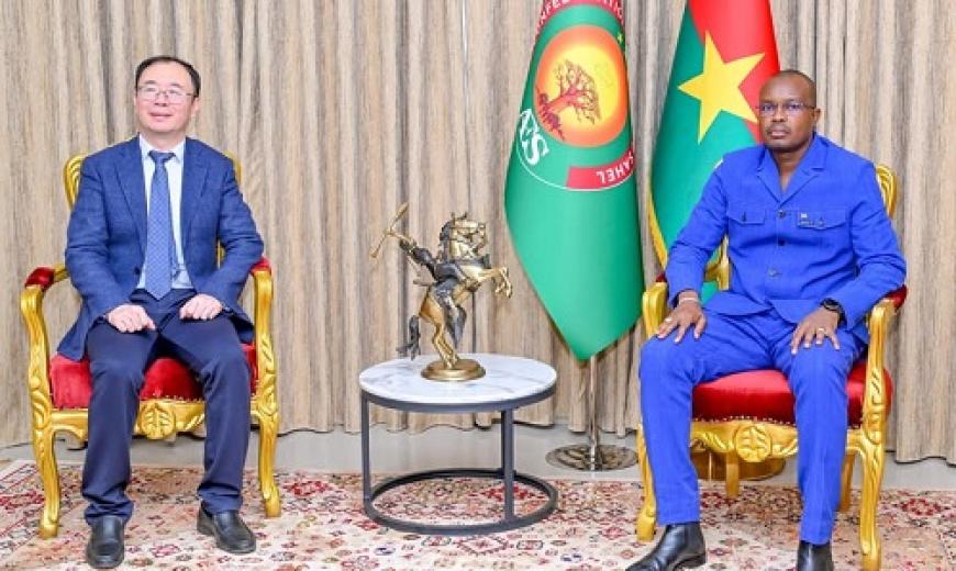 diplomatie Coopération 