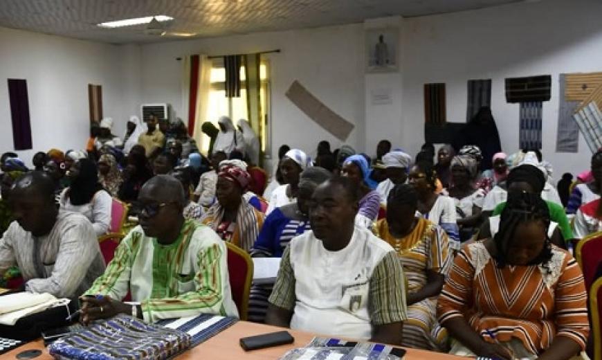 Fédération régionale des tisseuses de la région du Plateau-Central
