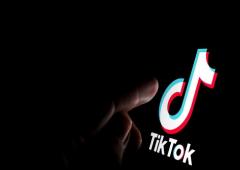 TIK TOK