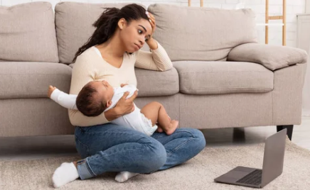 Bébé pleure