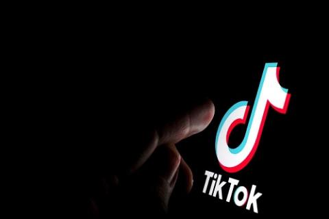 TIK TOK