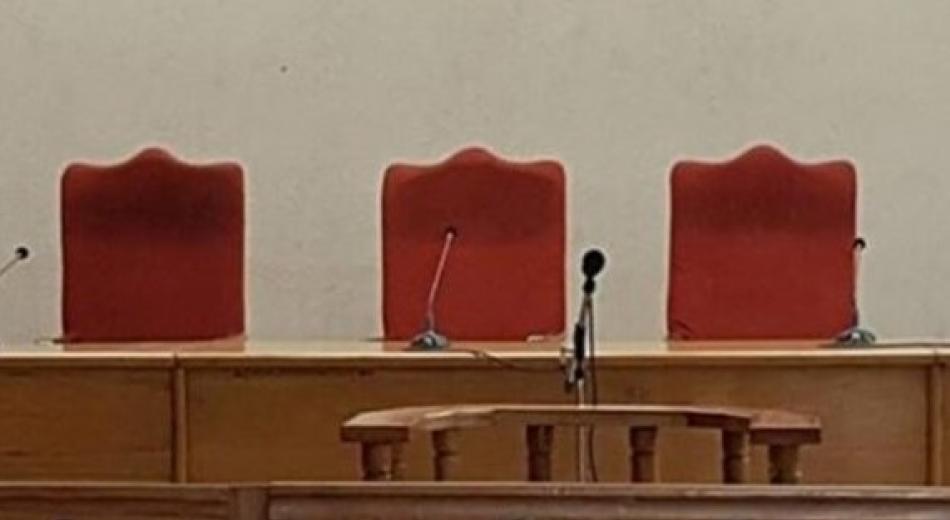 Devant le Tribunal Ouagadougou